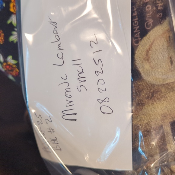 Miranda Lambert Sexy and Carefree Tee Small - Picture 9 of 9